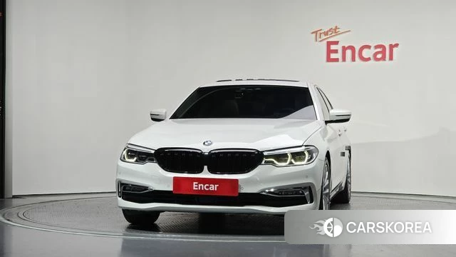 BMW 5 Series (G30) id 4496903 из Кореи 13