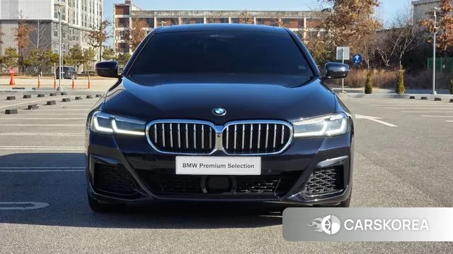 BMW 5 Series (G30) id 3670384 из Кореи 13