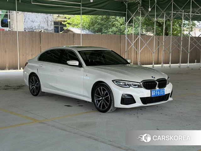 BMW 3 series 2022 Белый из Китая, фото 3