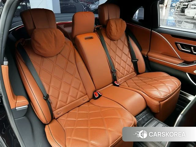 Mercedes-Benz Maybach S-class 2024 Черный из Китая, фото 3