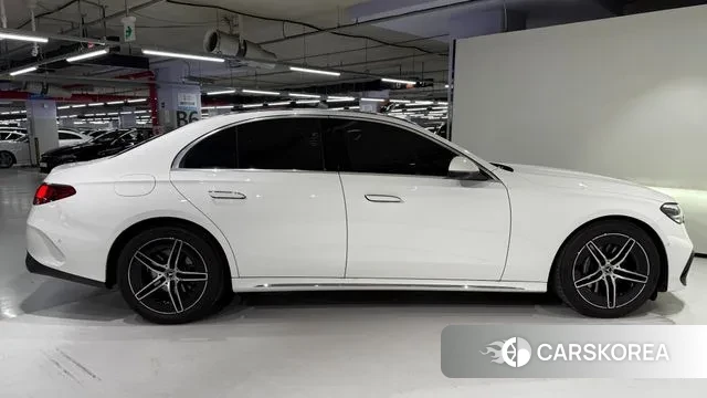 Mercedes-Benz E-Class W214 id 3294357 из Кореи 13
