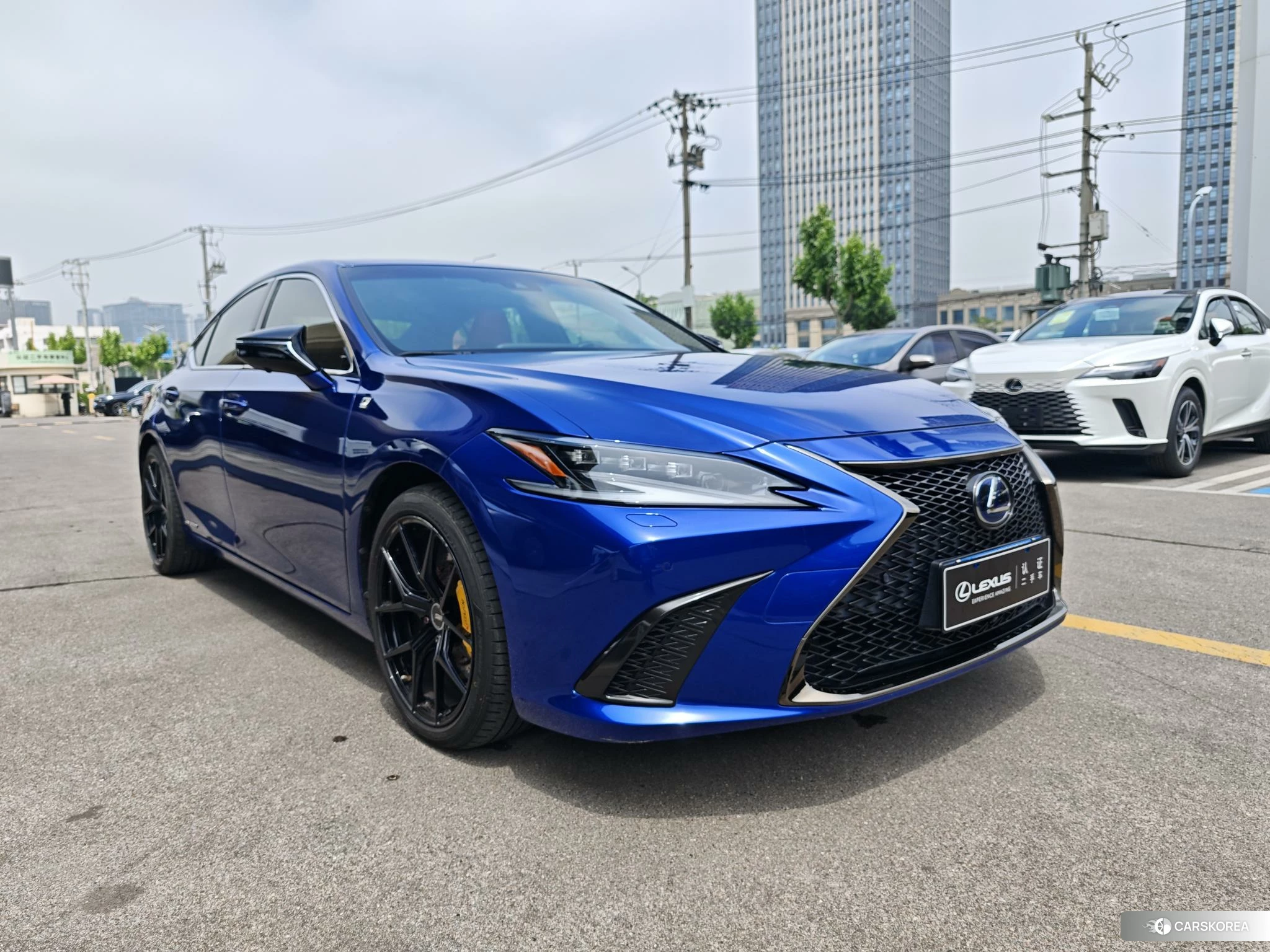 Lexus ES id 4440548 из Китая 11