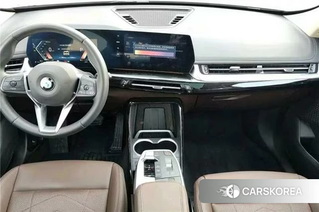 BMW X1 2025 Серебристо-серый из Китая, фото 3