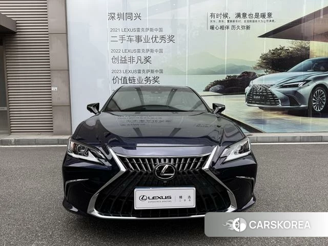 Lexus ES id 4274481 из Китая 11