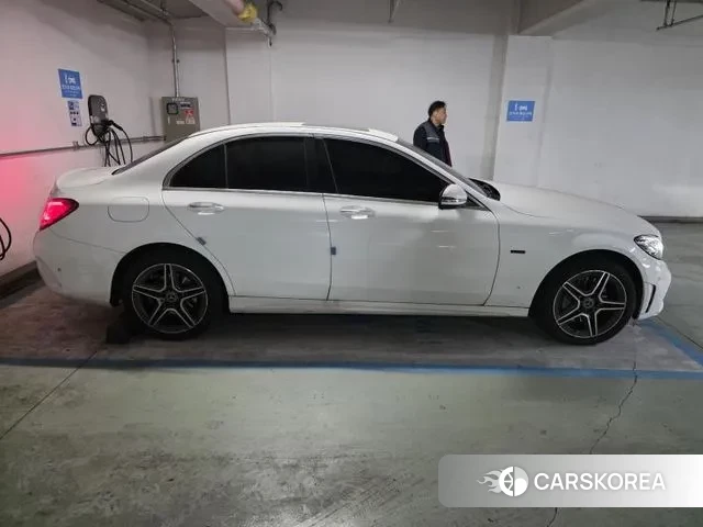 Mercedes-Benz C-Class W205 2020 Белый из Кореи, фото 3