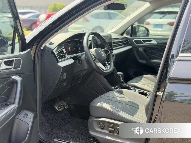 Volkswagen Tiguan L 2022 Черный из Китая, фото 3