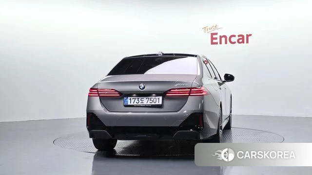 BMW 5 Series (G60) id 4729655 из Кореи 23