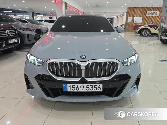 BMW 5 Series (G60) id 4493401 из Кореи 12