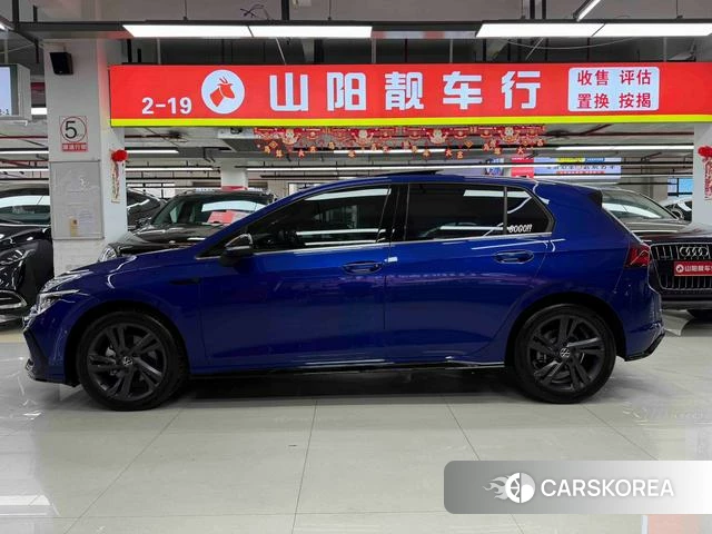 Volkswagen Golf 2024 Синий из Китая, фото 4