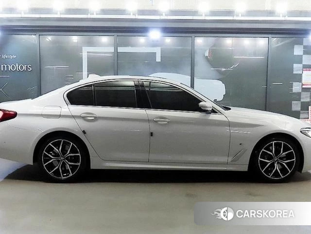 BMW 5 Series (G30) id 4355311 из Кореи 13