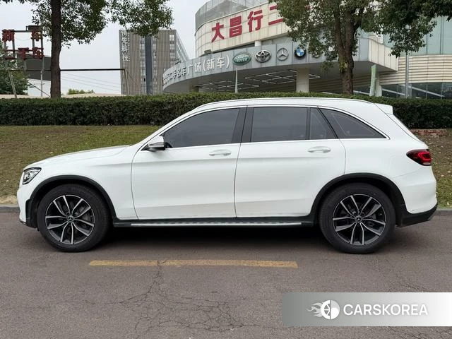 Mercedes-Benz GLC 2021 Белый из Китая, фото 6