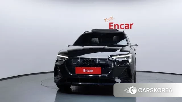 Audi e-Tron id 3378893 из Кореи 13
