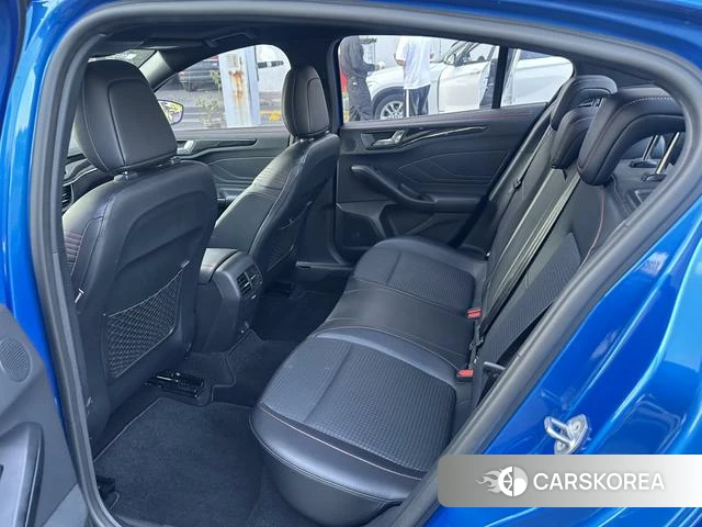 Ford Fox id 4380611 из Китая 10