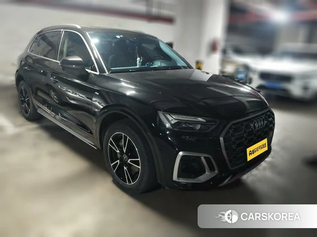 Audi Q5L 2022 Черный из Китая, фото 3