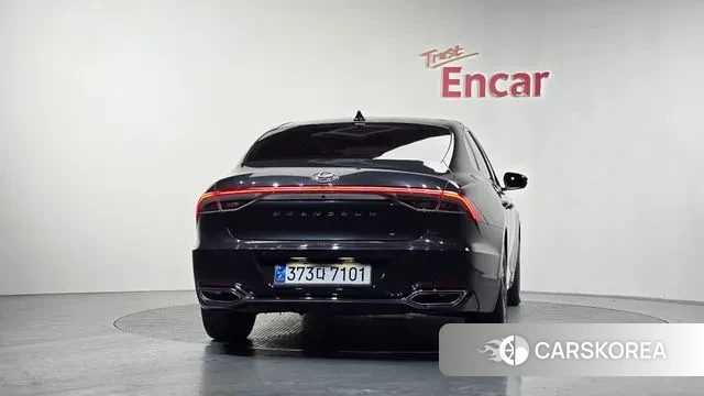 Hyundai The New Grandeur IG Hybrid id 3660814 из Кореи 13