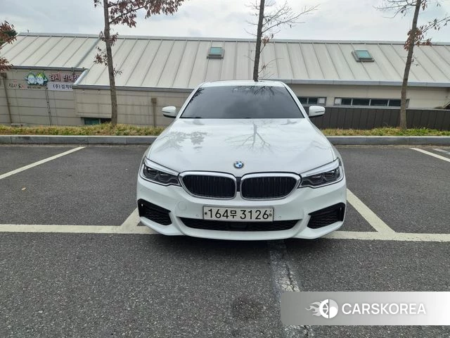 BMW 5 Series (G30) id 3872986 из Кореи 12