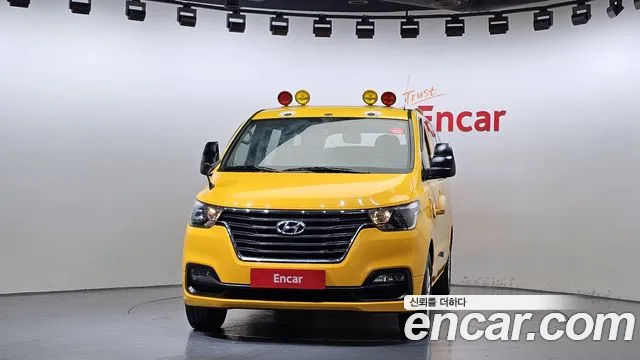 Hyundai The New Grand Starex id 2292921 из Кореи 13