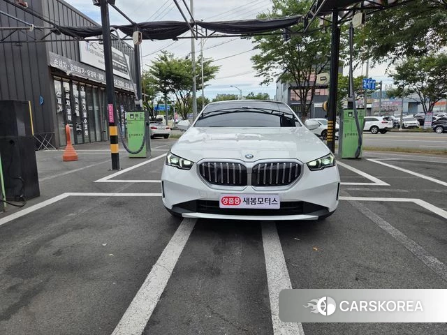 BMW 5 Series (G60) id 4687062 из Кореи 13