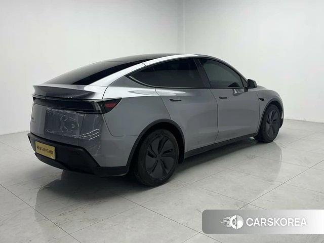Tesla Model Y id 4240651 из Китая 13
