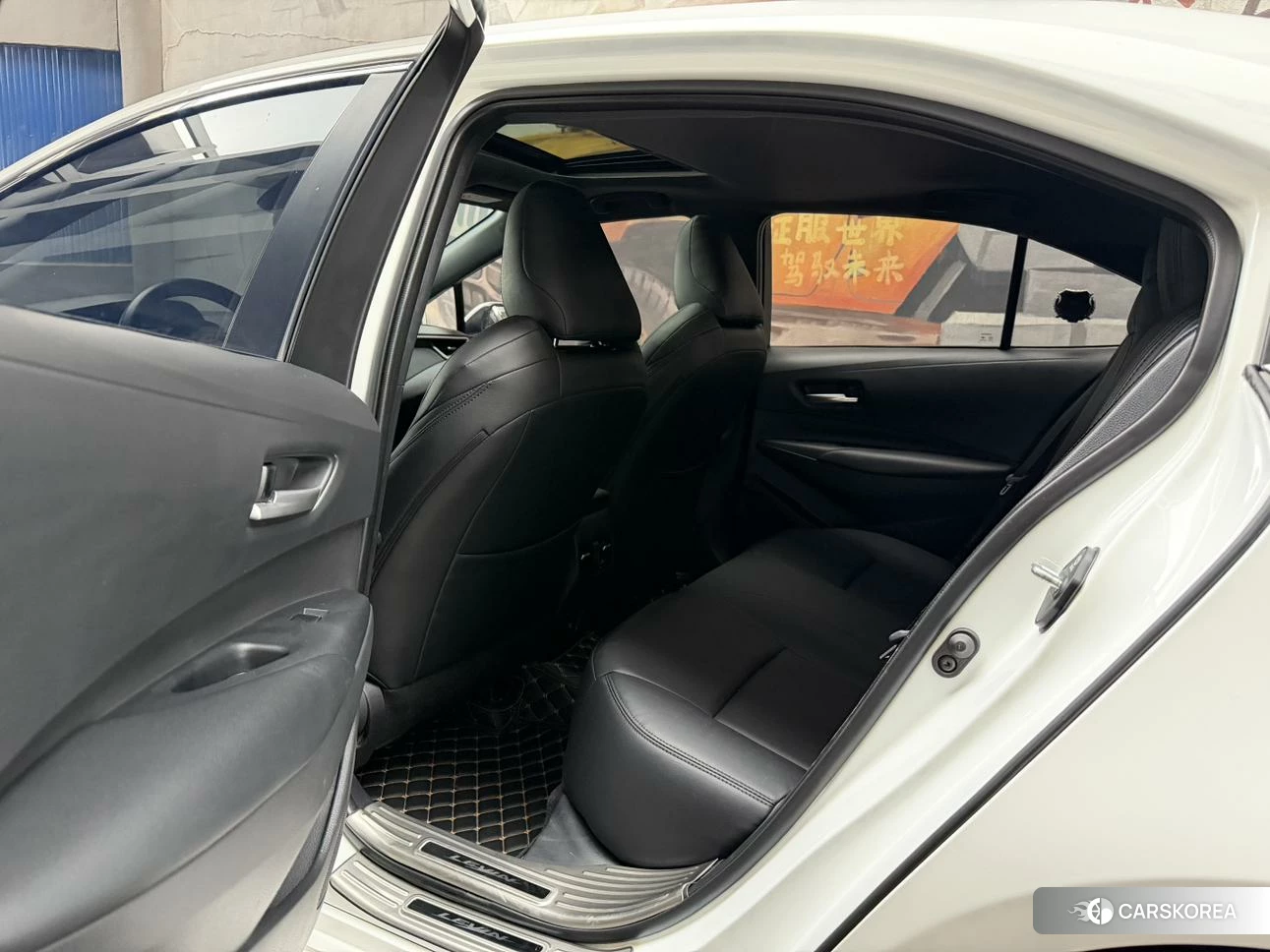 Toyota Lei Ling 2024 Белый из Китая, фото 3