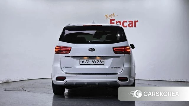 Kia The New Carnival id 4496895 из Кореи 23