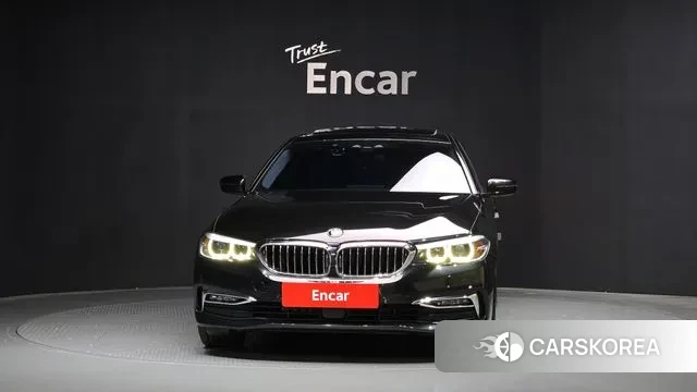 BMW 5 Series (G30) id 3356888 из Кореи 13