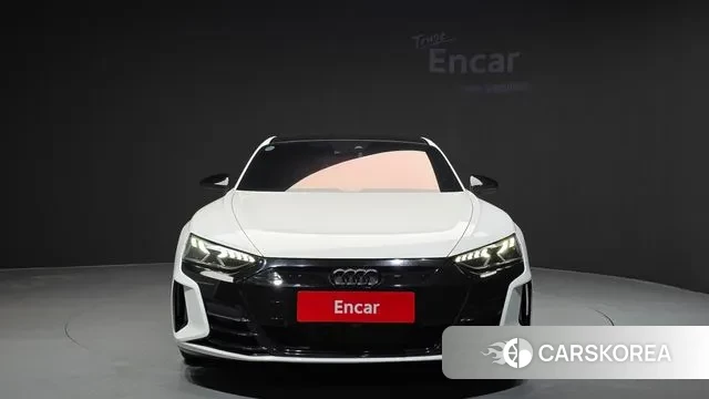 Audi e-Tron GT id 3740916 из Кореи 13