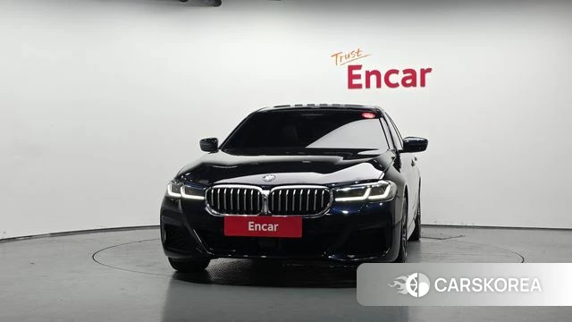 BMW 5 Series (G30) id 4665694 из Кореи 23