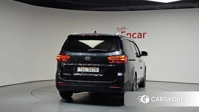 Kia The New Carnival id 4385042 из Кореи 23