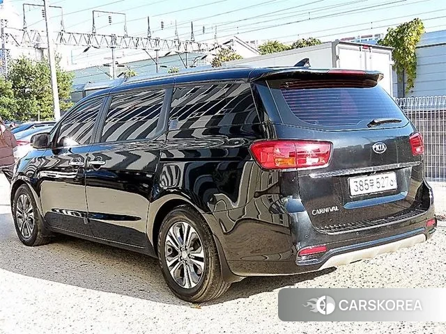 Kia The New Carnival id 3385817 из Кореи 13