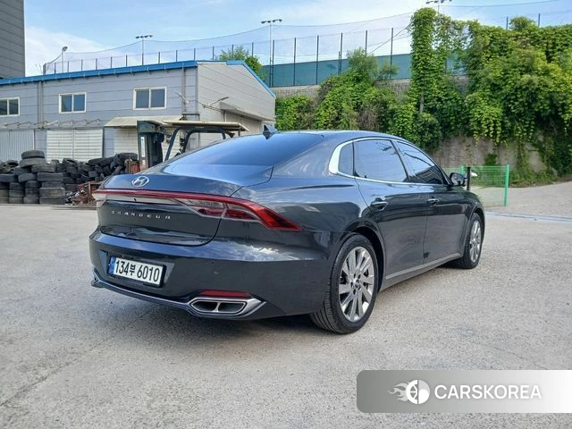 Hyundai The New Grandeur IG Hybrid id 4429124 из Кореи 13