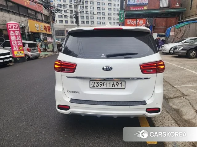 Kia The New Carnival id 3692566 из Кореи 13