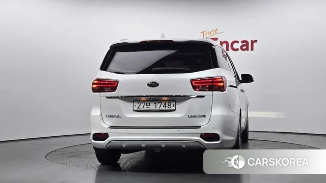 Kia The New Carnival id 4708544 из Кореи 23