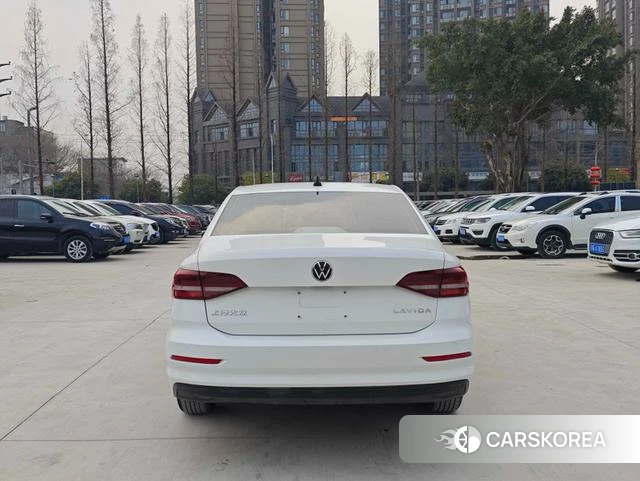 Volkswagen Lavida 2022 Белый из Китая, фото 6