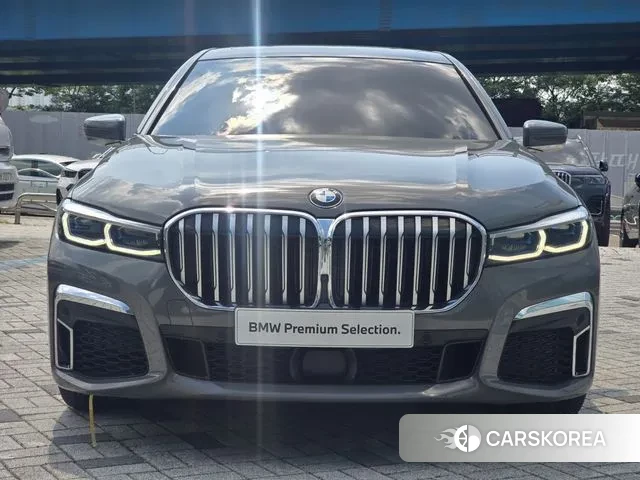 BMW 7 Series (G11) id 2979804 из Кореи 13