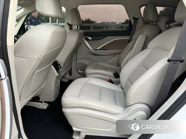 Geely Automobile Jiajie id 3889884 из Китая 8