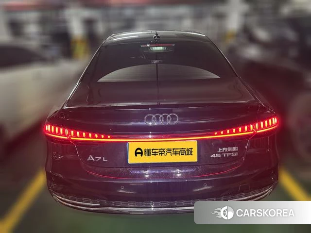 Audi A7L 2024 Черный из Китая, фото 3