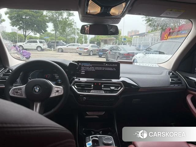 BMW iX3 2023 Черный из Китая, фото 3
