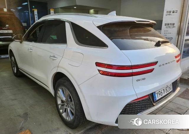 Genesis GV70 2022 Белый из Кореи, фото 3