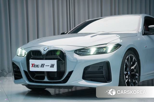 BMW 4 series 2024 Серебристо-серый из Китая, фото 3