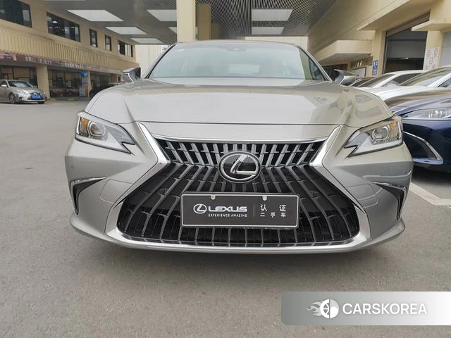 Lexus ES id 4321062 из Китая 15