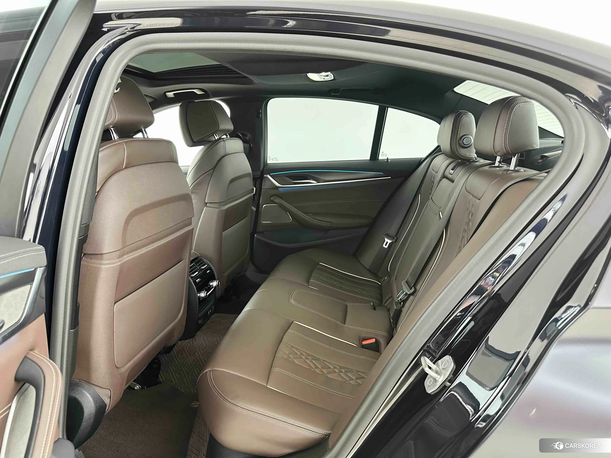 BMW 5 series (imported) 2020 Черный из Китая, фото 3