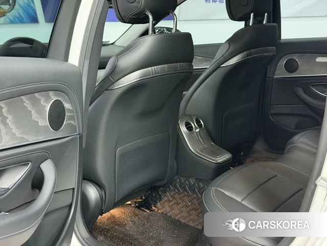 Mercedes-Benz E-class id 4240866 из Китая 13