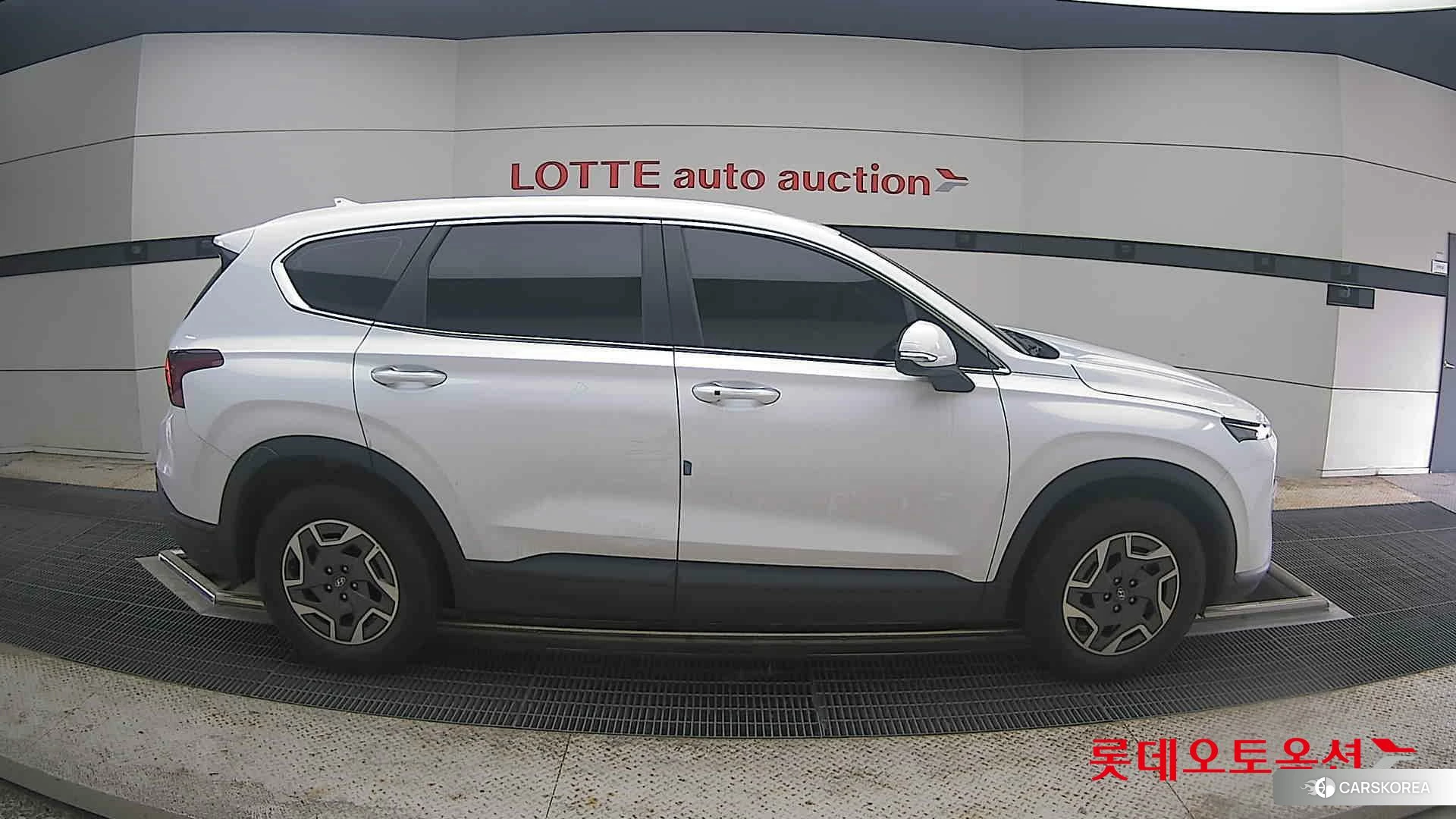 Hyundai Santa Fe Hybrid id 4498408 из Кореи 23