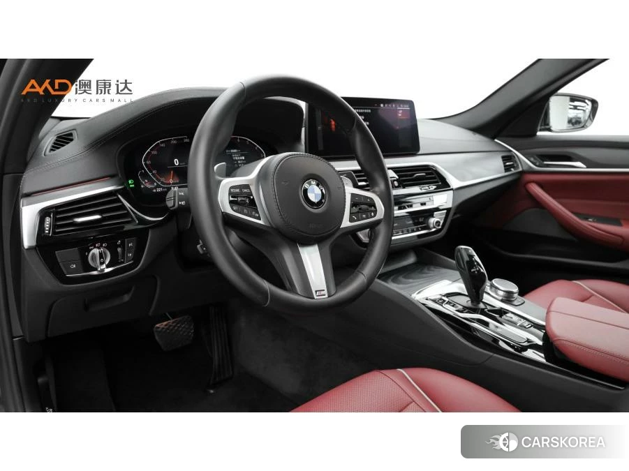 BMW 5 series 2021 Черный из Китая, фото 3