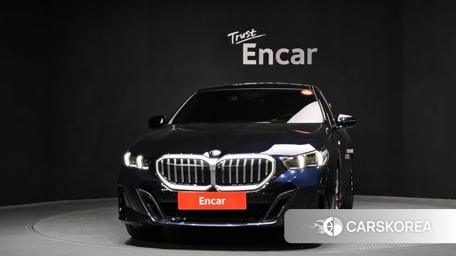 BMW 5 Series (G60) id 4222604 из Кореи 13