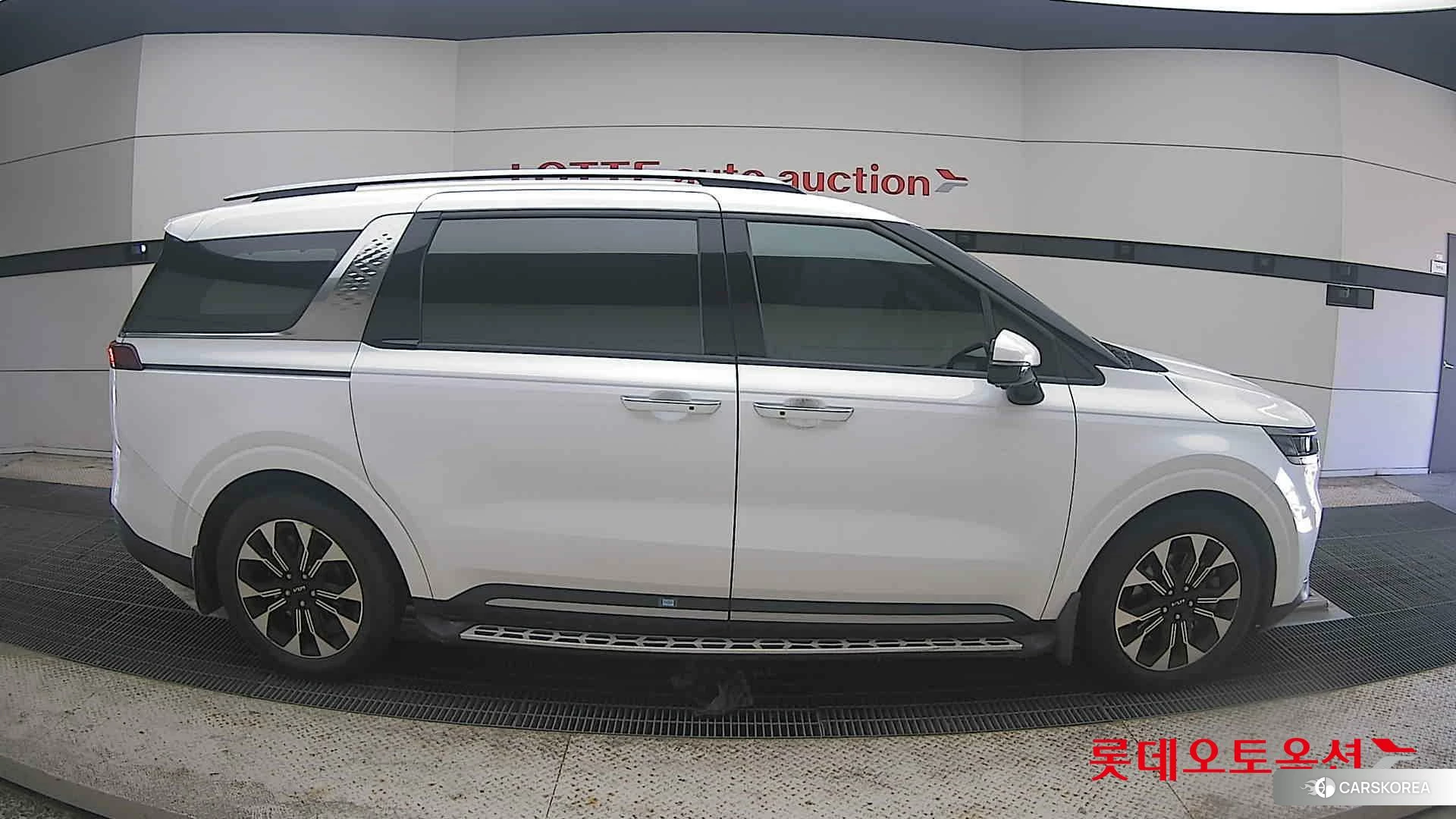 Kia Carnival id 4498448 из Кореи 23
