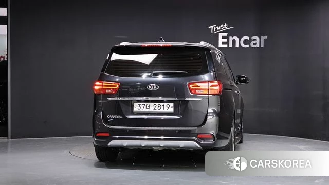Kia The New Carnival id 4900664 из Кореи 23