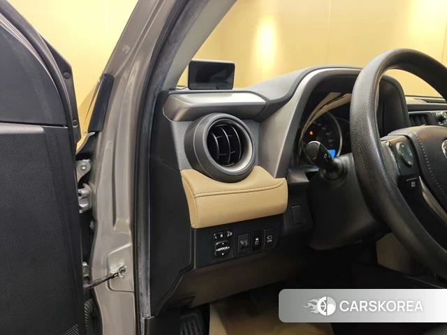 Toyota RAV4 Rongfang id 4220617 из Китая 23