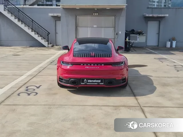 Porsche 911(992) id 2901648 из Кореи 13